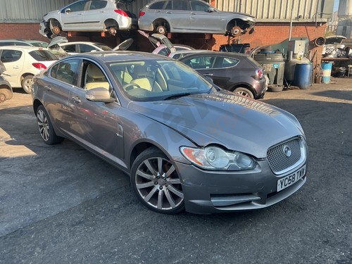 Jaguar mk1 2009 - xf, v6