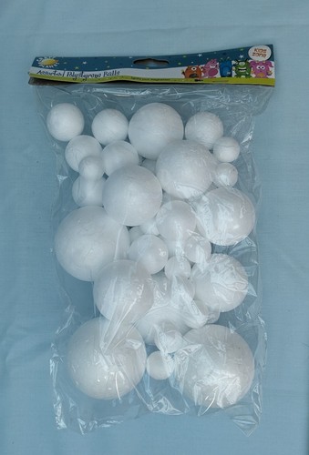 Assorted polystyrene balls - assorted, 40x