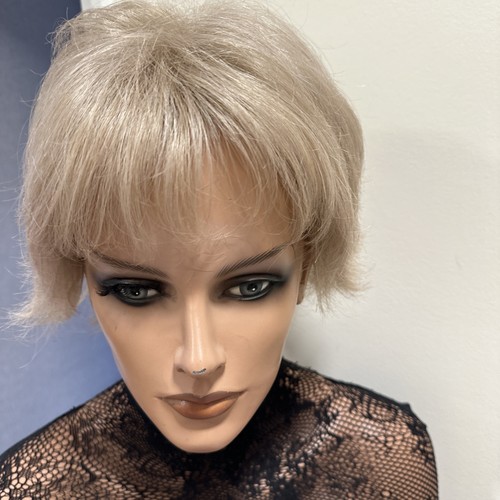 Paula young blond wig - young, used