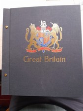 Stanley Gibbons DAVO STAMP ALBUM - G B - 1840-1995 lots and lots of stamps