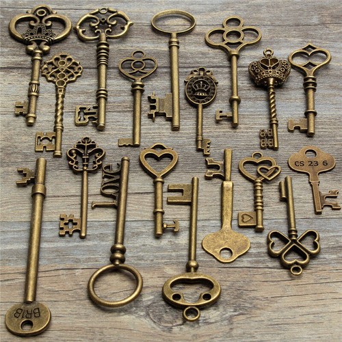 18x keys big - large, antique