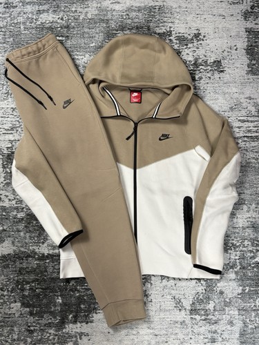 Nike tech fleece tracksuit