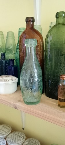 Flat bottom hamilton bottle - flat,