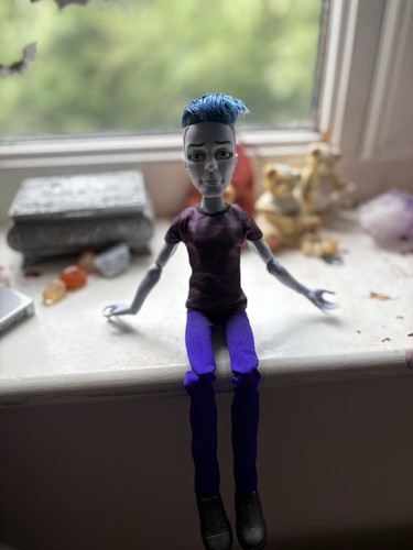 Monster high slo doll - monster,
