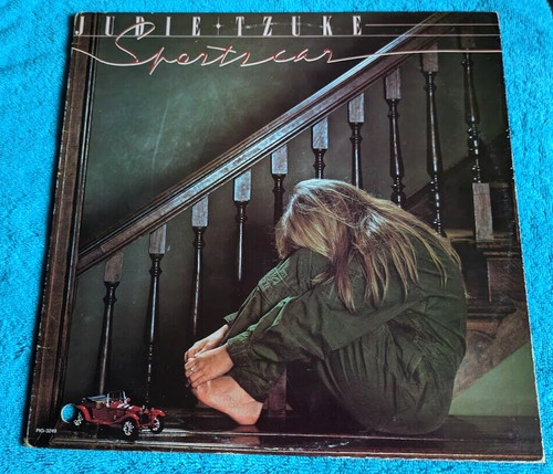 Judie tzuke sports - -,