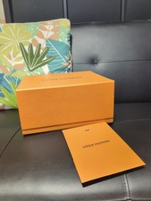 Authentic Magnetic Foldable