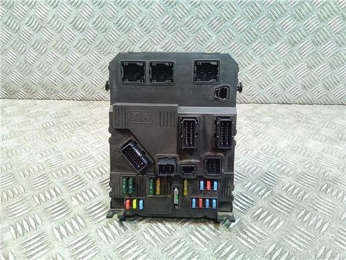 9655708380 fuse box peugeot - 9655708380,