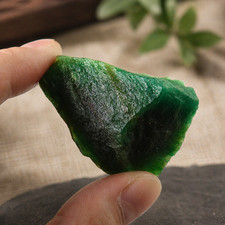 Raw emerald stone - raw, grade