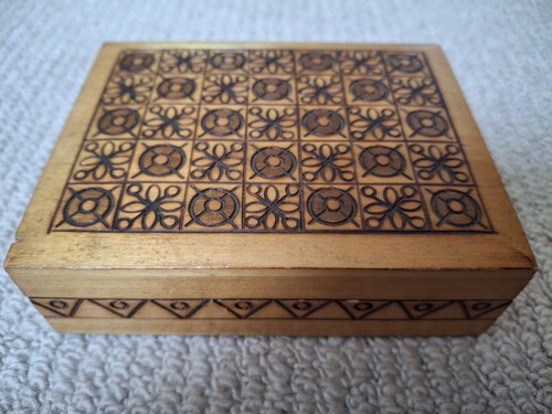 Pretty wooden hinged box - pretty,