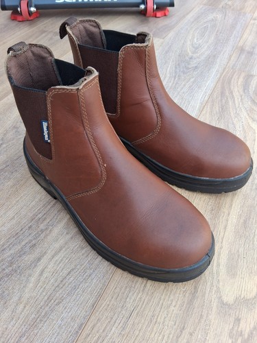 Himalayan dealer work - himalayan, boots