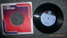 The Kinks classic 1970 single “Apeman” in a reproduction Company Sleeve