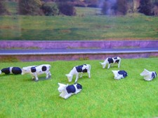 Model Railway ~ 7 x Cattle
