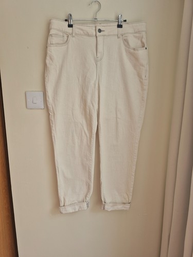 Size cream girlfriend - 16,