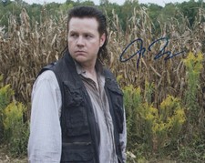JOSH McDERMITT in THE WALKING
