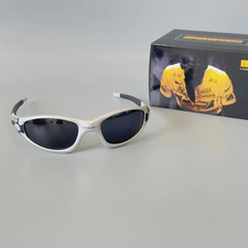 Oakley Straight Jacket