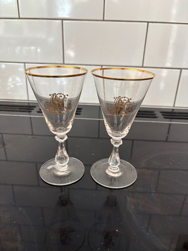 Vintage wine cocktail glass - vintage, x