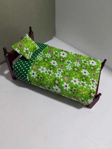 Dolls house 12th scale - dolls,
