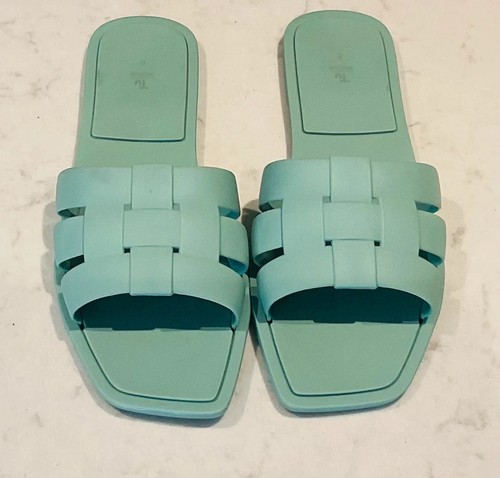 Worn once size - 6, waterproof