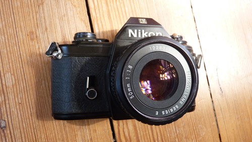 Nikon black 35mm - slr, film