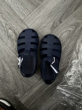 Kids shoes small 23 (rather 22)