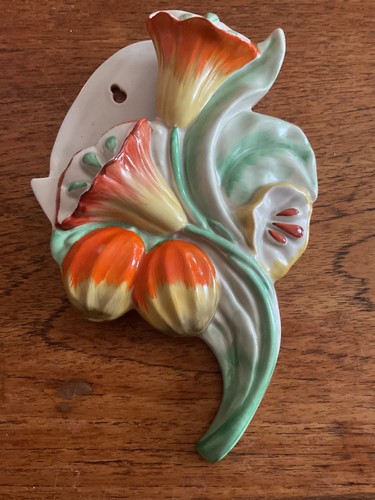 Clarice cliff pottery - cliff,