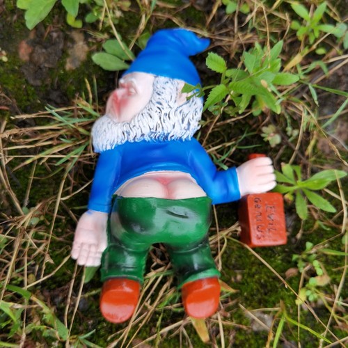 Drunk dwarf garden gnome - 1x,