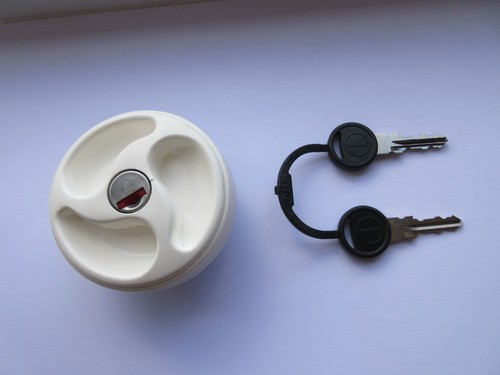 Fresh water locking inlet