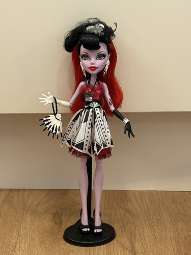 Monster high operetta - operetta, frights