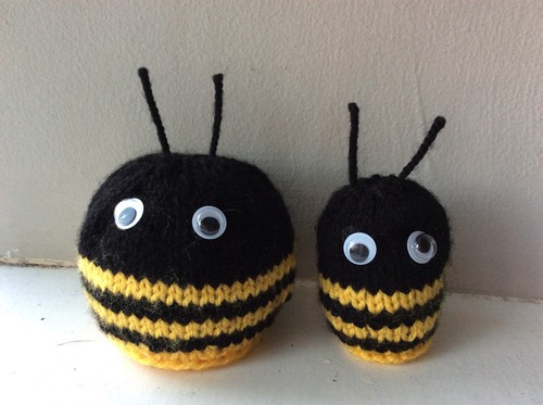 Easter bee knitting - bee, pattern