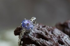 AAA Tanzanite & White Zircon 9k White Gold Ring
