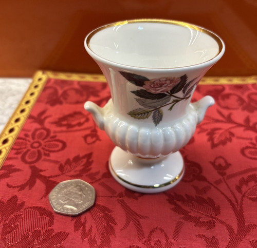 Wedgwood hathaway rose - rose, bone