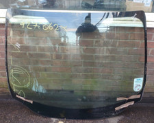 FORD FOCUS MK3 2011 - 2017 FRONT WINDSCREEN WINDSHIELD  GLASS HEATED TYPE 