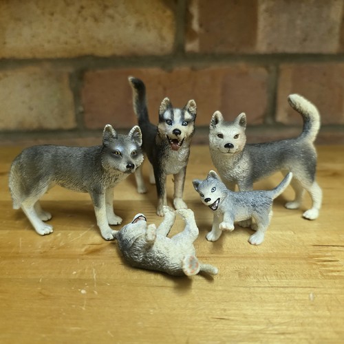 Schleich husky dog family - husky,