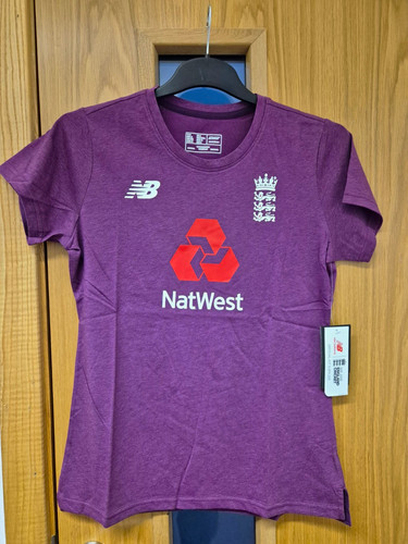 New balance england - balance,