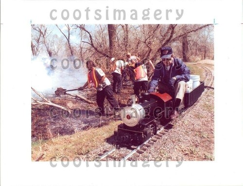 1996 wire photo man - 1996, rides