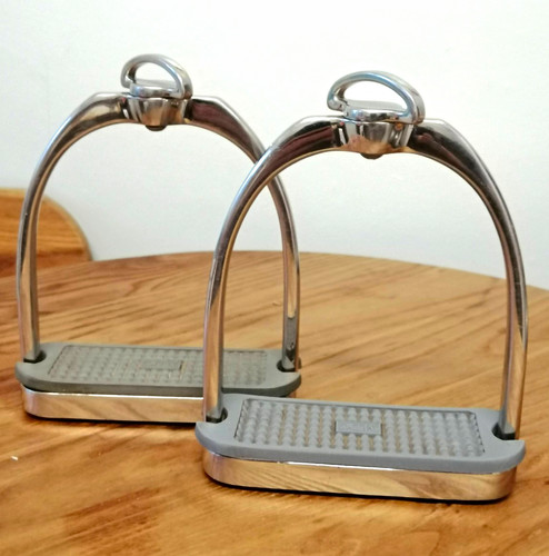 Mdc comfort metal - metal, horse