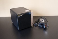 QNAP NAS (Network Attached