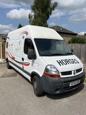 Renault Master horse box 3.5