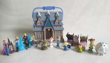Disney Frozen Micro Play Set Animator Littles Light Up Castle Anna Elsa Doll