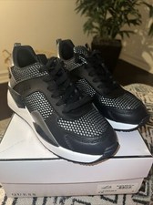 Guess Shoes Black 8M NEW W/