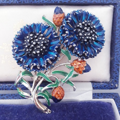 Vintage signed exquisite - signed,