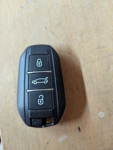 Peugeot 308 2014 genuine key - genuine,