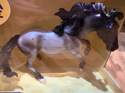 Breyer nokota horse - breyer, |