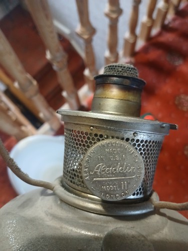Aladdin model oil lamp - oil,
