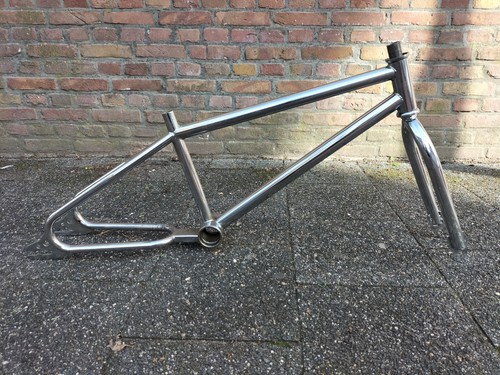 Mongoose supergoose old - supergoose,