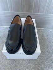 Russell And Bromley Apley