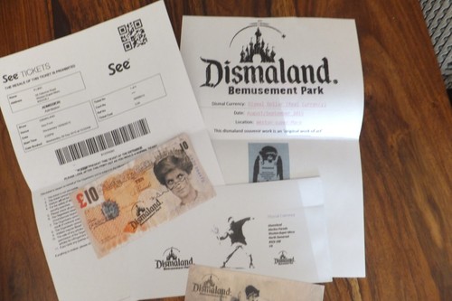 Banksy signed tenner - , &