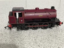 HORNBY R2096 OO GAUGE NCB RED CLASS J94 "HARRY" LOCOMOTIVE UNBOXED MODEL RAILWAY