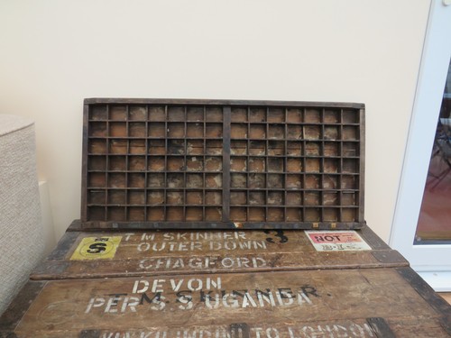 Vintage wooden printers tray - printers,