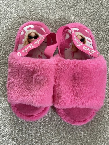 Girls pink barbie slippers - pink,